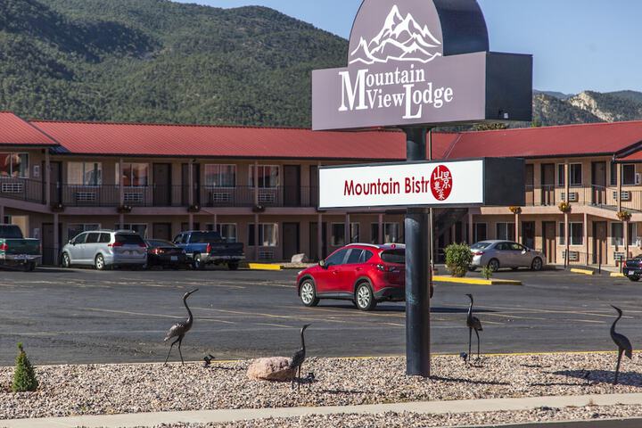 Mountain View Lodge