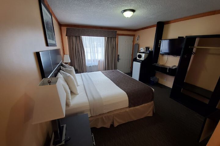 Room 21 of 61