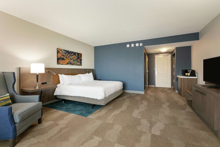 Room 10 of 31