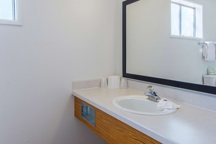 Room 15 of 29