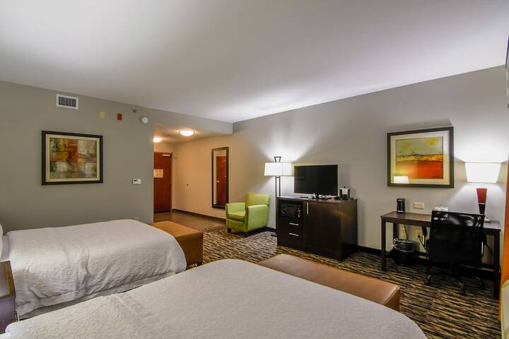 Room 46 of 96