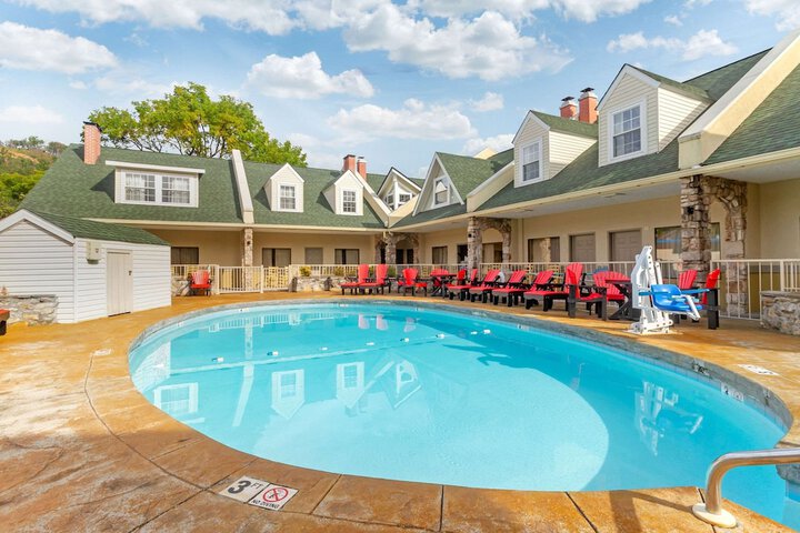 Pool 7 of 41