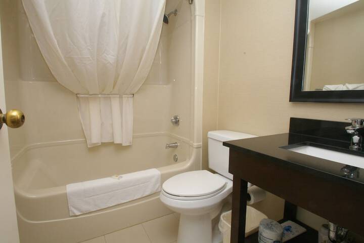 Room 16 of 50
