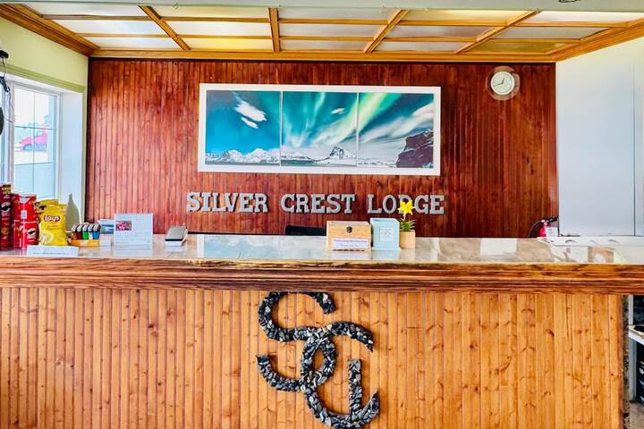 Silver Crest Lodge