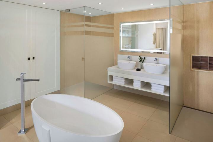 Pine Cliffs Ocean Suites a Luxury Collection Resort & Spa