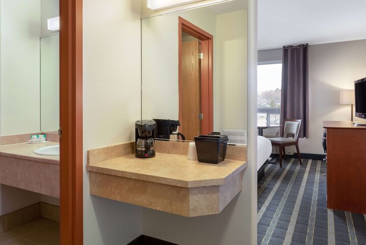 Room 29 of 56