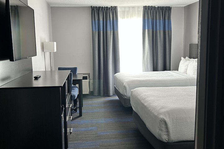 Room 29 of 38