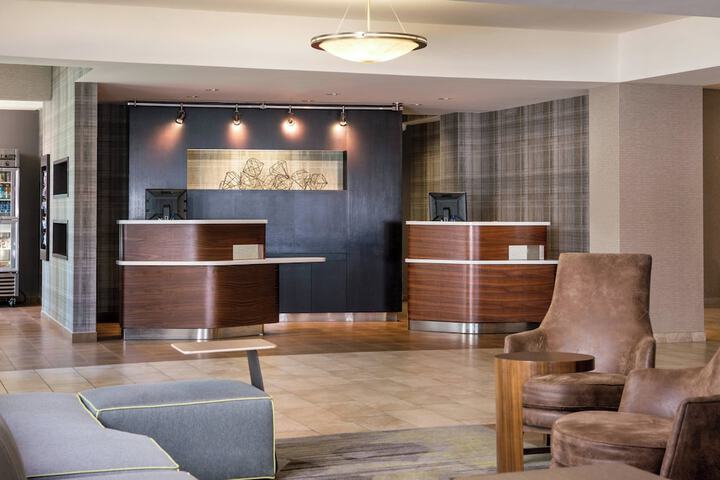 Courtyard by Marriott Richmond / Berkeley