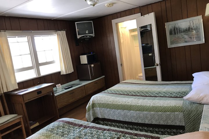 Chamber Lane Motel