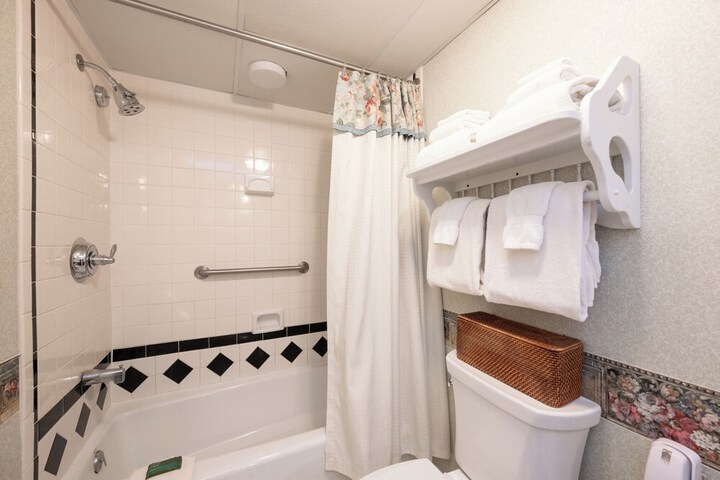 Boardwalk Plaza Hotel