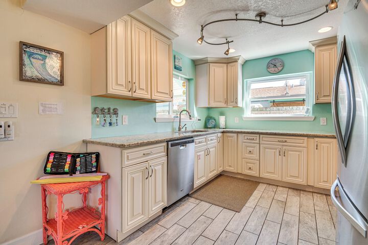 Cape Canaveral Cottage w / Pool - Walk to Beach!