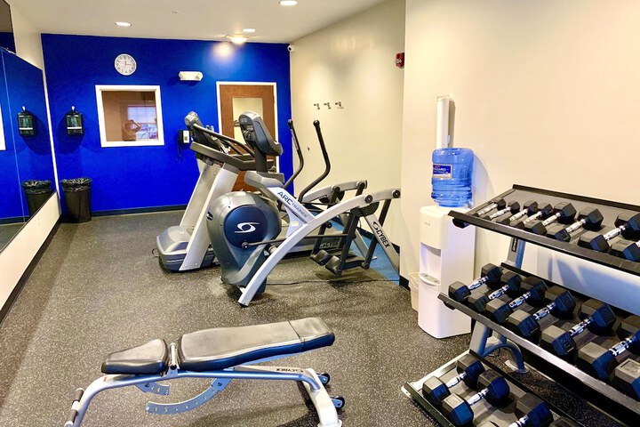 Microtel Inn & Suites by Wyndham Georgetown Delaware Beaches