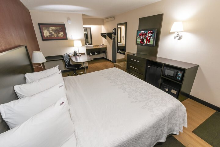 Red Roof Inn PLUS+ Birmingham East - Irondale / Airport