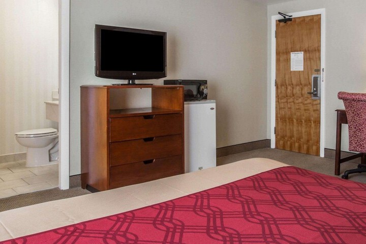 Room 23 of 45