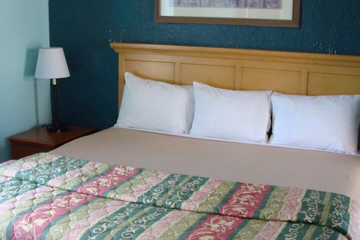 El Rancho Motel