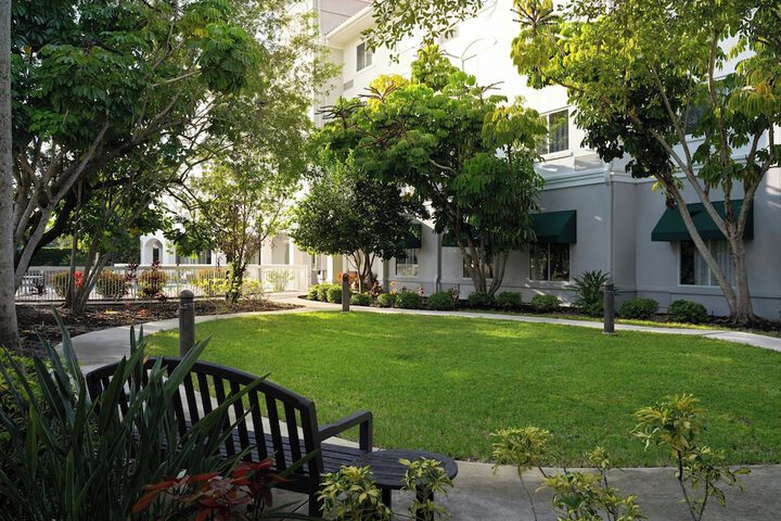Courtyard by Marriott Fort Myers I-75 / Gulf Coast Town Center