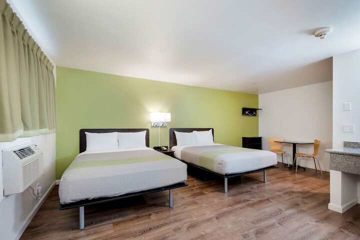 Motel 6 Burlington WA