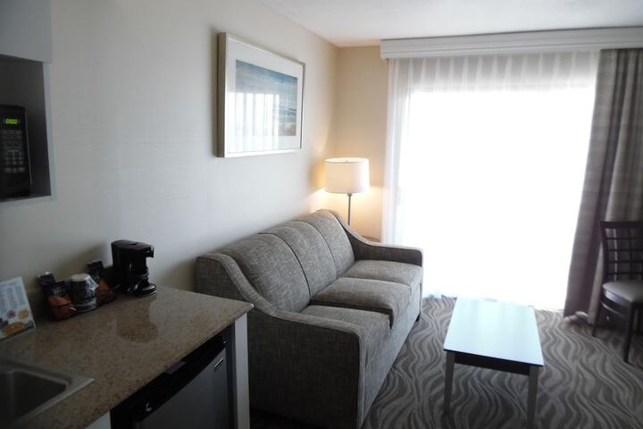 Room 54 of 76