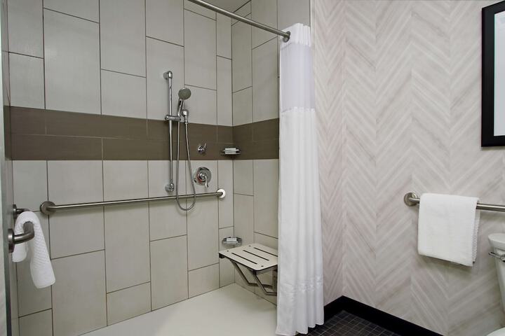 Room 35 of 58