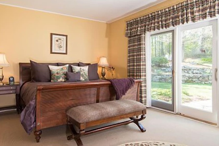 Stone Hill Inn