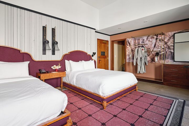 Detroit Foundation Hotel