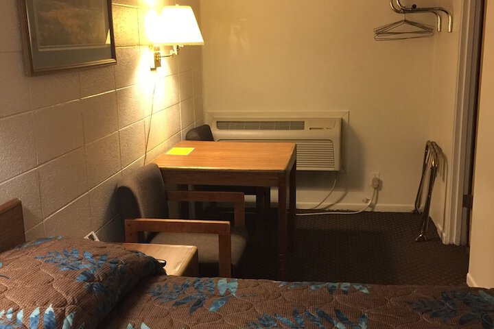 Room 35 of 44