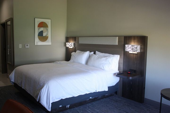 Room 70 of 101