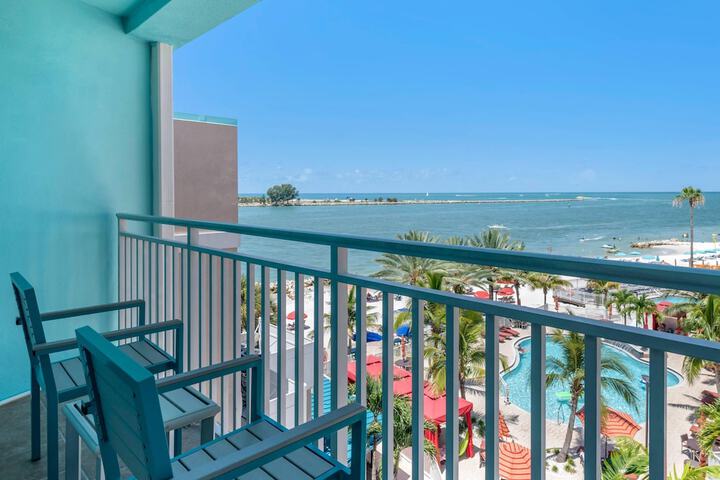 Dolphin Sands Clearwater Beach an Ascend Collection Hotel