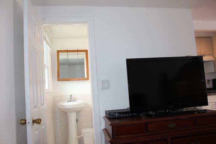 Room 36 of 38