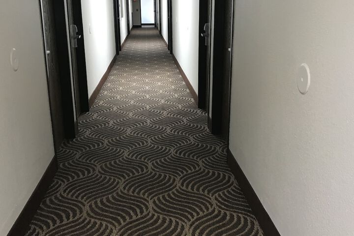 Ballroom/Hall 27 of 28