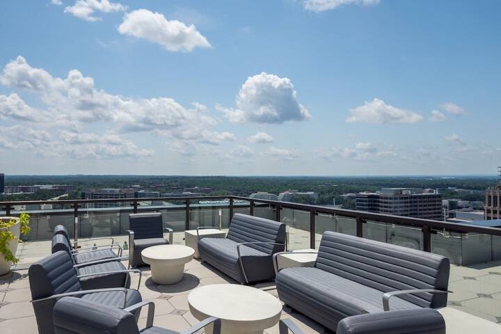 Global Luxury Suites at Reston Town Center