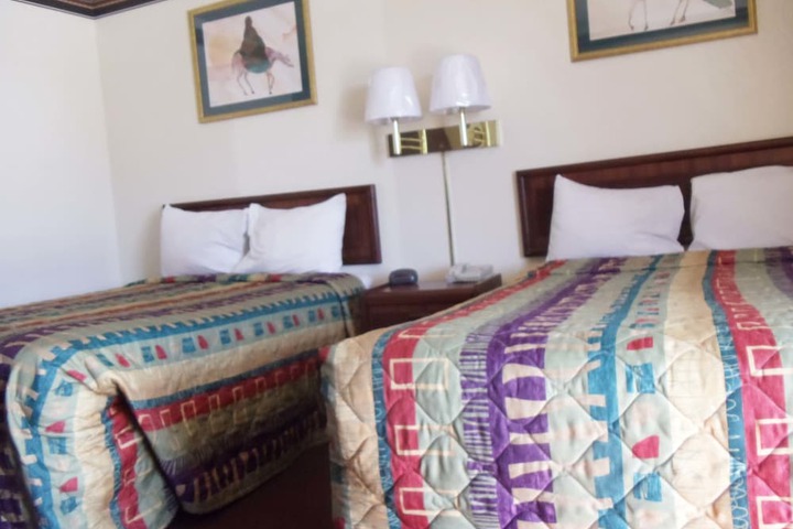Antlers Budget Inn