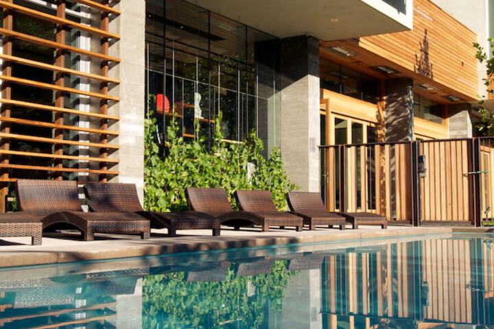 Pool 6 of 32