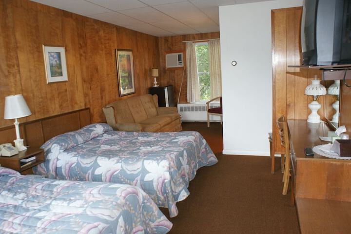 Northern Peaks Motor Inn