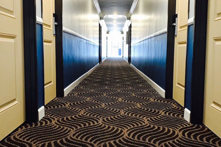 Ballroom/Hall 26 of 29