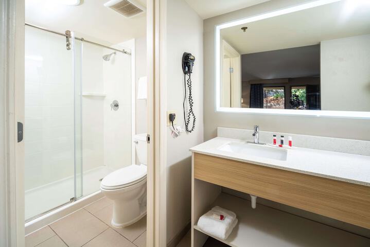 Days Inn by Wyndham Atlanta Stone Mountain