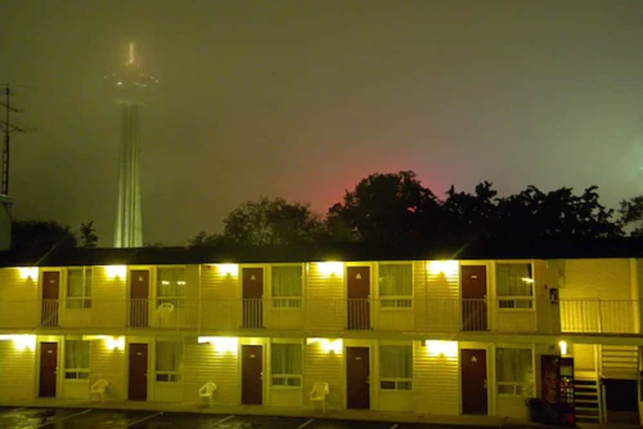 Hotel 7 of 31