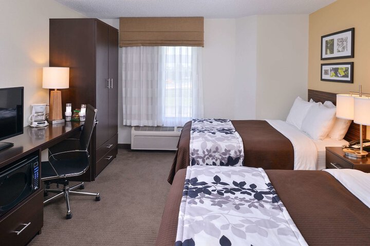 Room 15 of 18