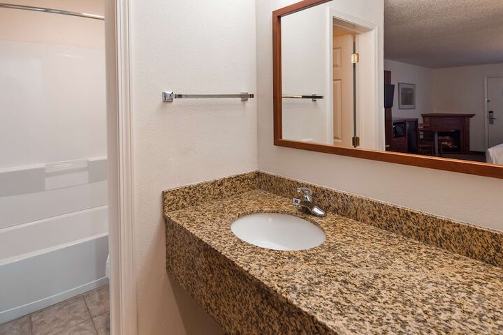 Best Western Buffalo Ridge Inn