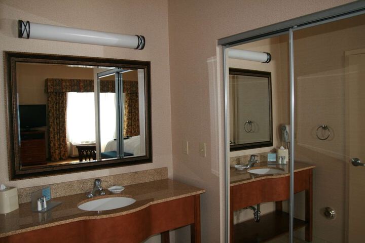 Room 55 of 116