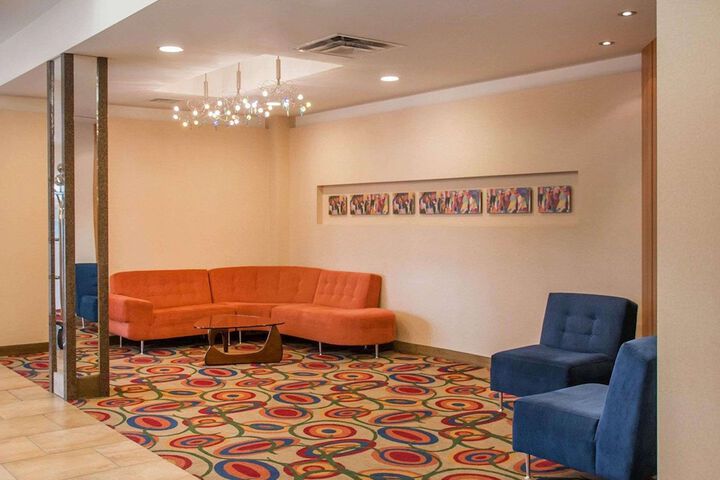 Hotel Interior 6 of 23
