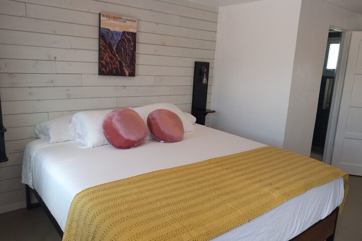Room 28 of 38