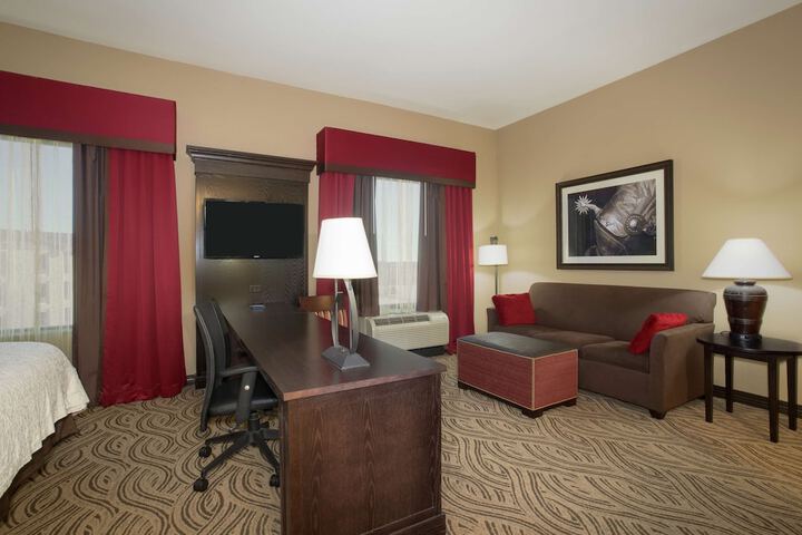 Room 21 of 37