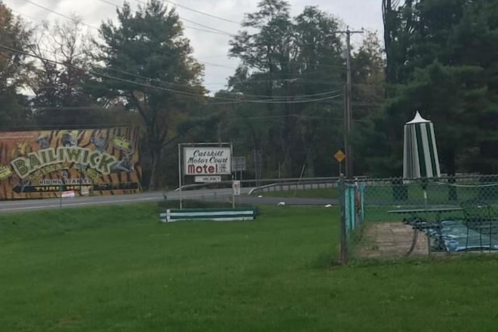 Catskill Motor Court Motel