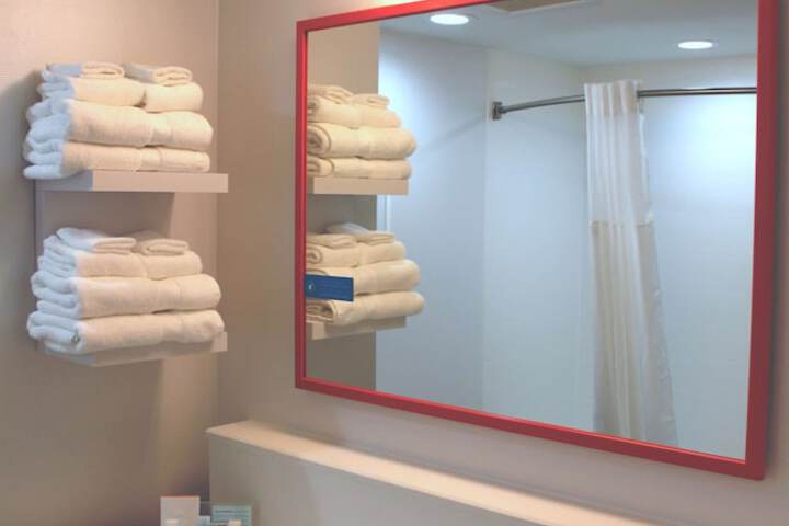Hampton Inn by Hilton Forsyth