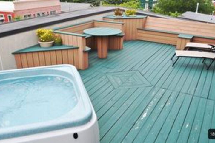 Goodfellos Suites