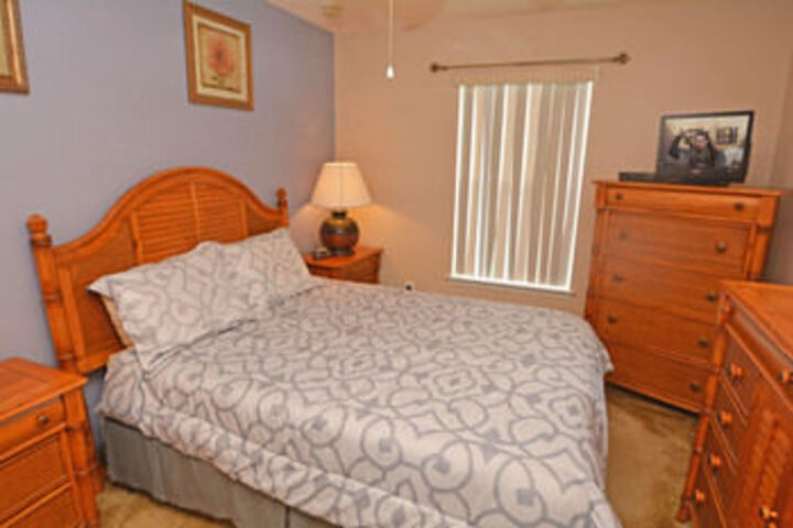 Rent a Villa Eagle Management Davenport