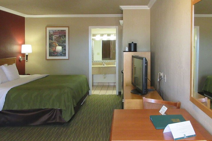 Room 26 of 51