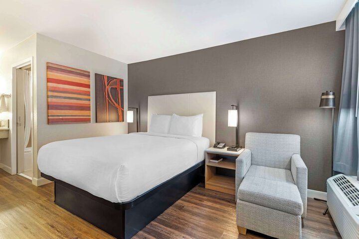 Best Western Plus Rancho Cordova Inn