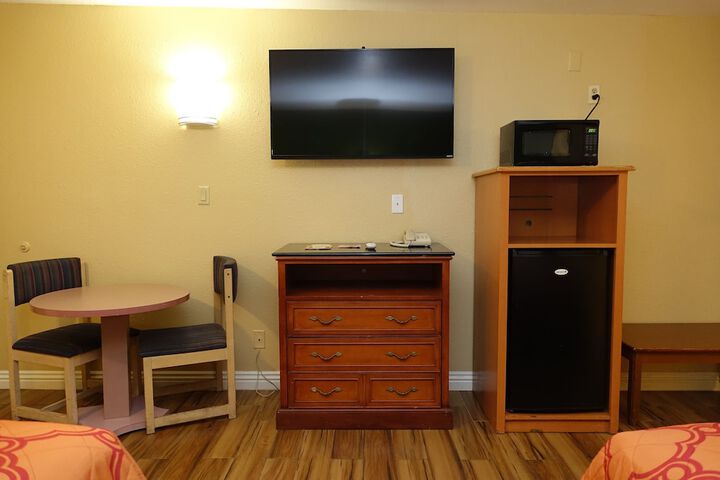 Room 12 of 58